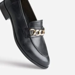 Mocassin Noir En Cuir à Chaîne 16 Mocassin Noir En Cuir à Chaîne -Boutique Caprice WWWERM 10383580386 5