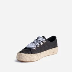 Tennis Noire Brodée Dentelle éco-conçue -Boutique Caprice WWWERM 10384330217 3