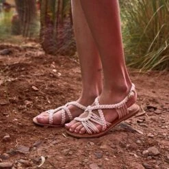 Sandale TEXTO écrue éco-conçue En Macramé 13 Sandale TEXTO écrue éco-conçue En Macramé -Boutique Caprice WWWERM 10385760122 8