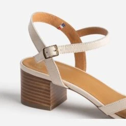 Sandale ERAM FLEX Beige Clair En Cuir Verni -Boutique Caprice WWWERM 10386330015 5