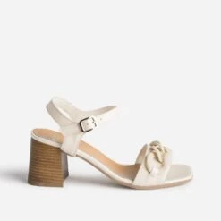 Sandale écrue En Cuir Avec Maxi-chaîne écrue