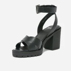 Sandale TEXTO Noire à Semelle Crantée -Boutique Caprice WWWERM 10386340053 2