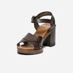 Sandale Marron En Cuir à Brides Croisées -Boutique Caprice WWWERM 10386340075 2