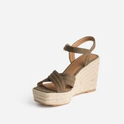 Sandale Compensée TEXTO Kaki Suédée -Boutique Caprice WWWERM 10386420030 2