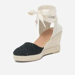 Espadrille Compensée Noire En Toile Avec Broderie Anglaise -Boutique Caprice WWWERM 10386420610 2