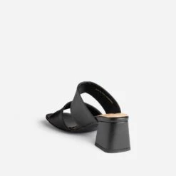 Mule Noire En Cuir à Larges Brides -Boutique Caprice WWWERM 10386550011 3